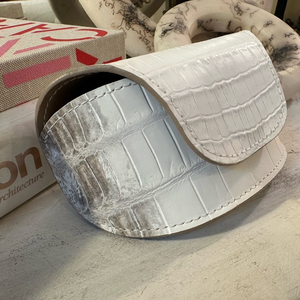 Himalayan Crocodile Sunglasses case (Authentic Exotic)